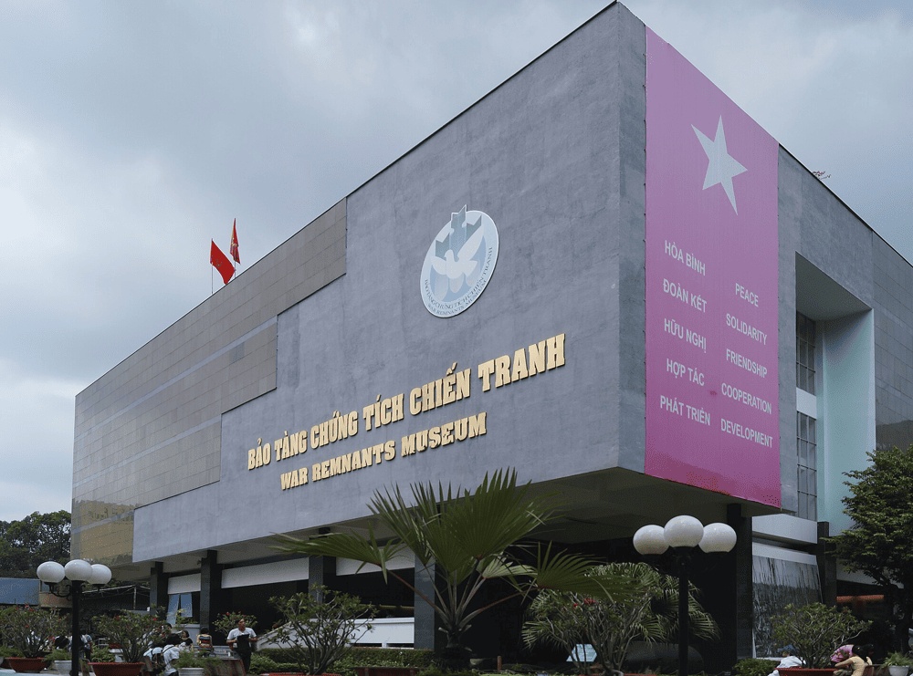 The War Remnants Museum in Ho Chi Minh City: a striking landmark preserving Vietnam’s turbulent past through powerful displays (Source: Prenn - Wikipedia)